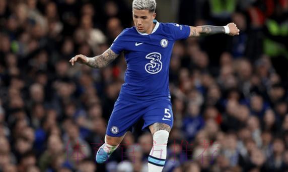 马卡:波帅和切尔西谈判进尾声 安帅将完成皇马合同 马卡:波帅和切尔西谈判进尾声 安帅将完成皇马合同