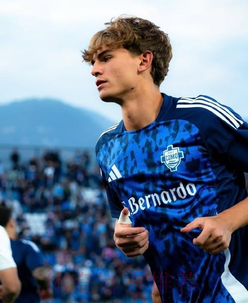 罗马诺：皇马准备报价美国18岁门将斯隆纳